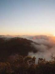 Lǐnfēng Lín yún yu y Lǐnfēng Lín yún yu y